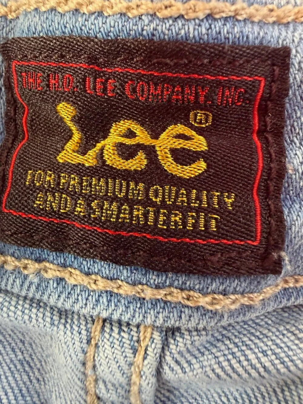 Lee Denim Shorts Sz 14 (M) Light Wash Casual Summer